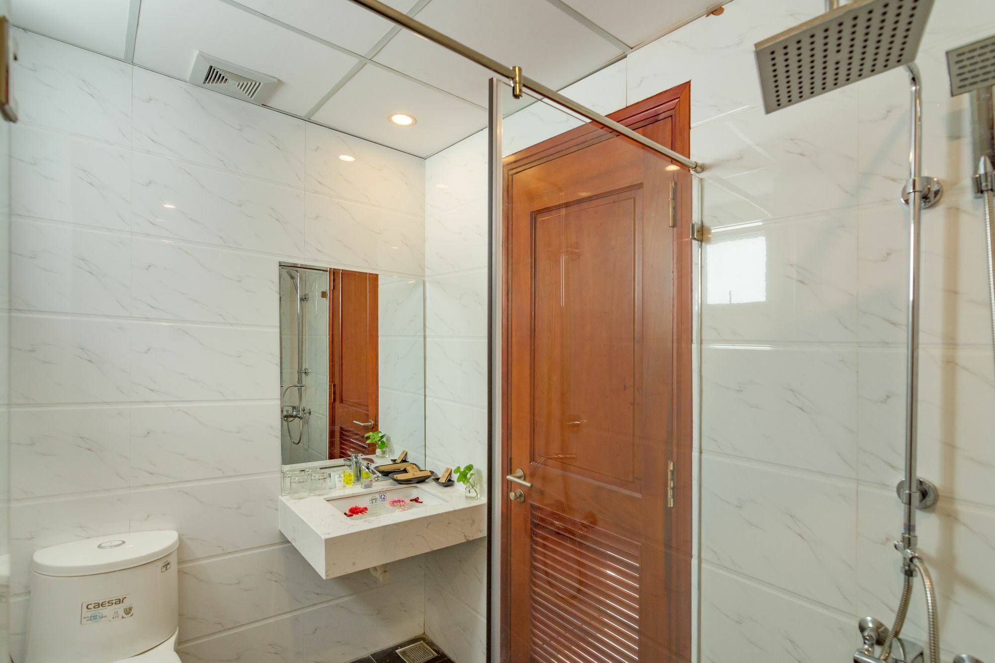 Salamander Hotel&Apartment Da Nang Buitenkant foto